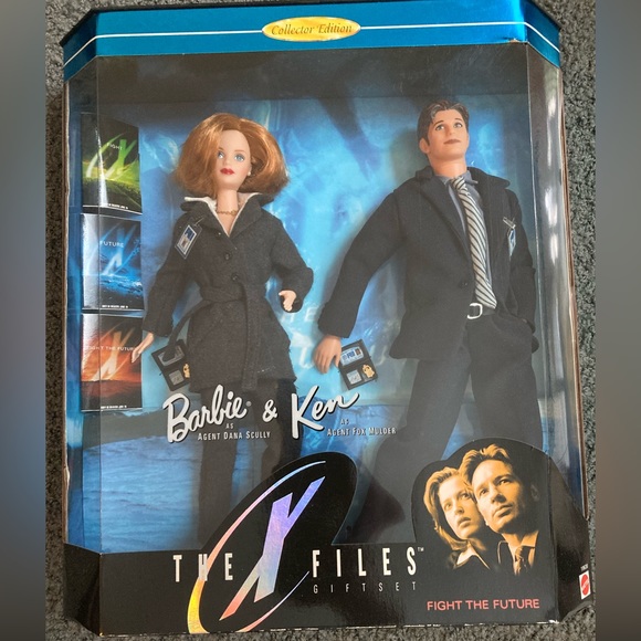 Barbie Toys Barbie Xfiles Gift Set 998 Never Opened Poshmark